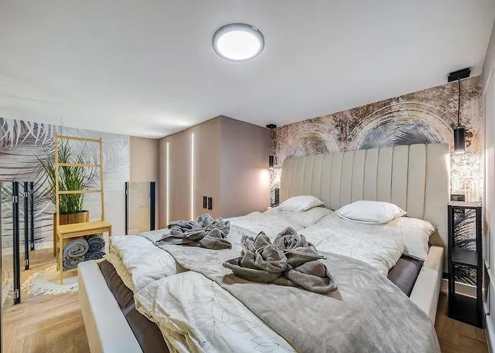 Rsz7 Downtown Stylish